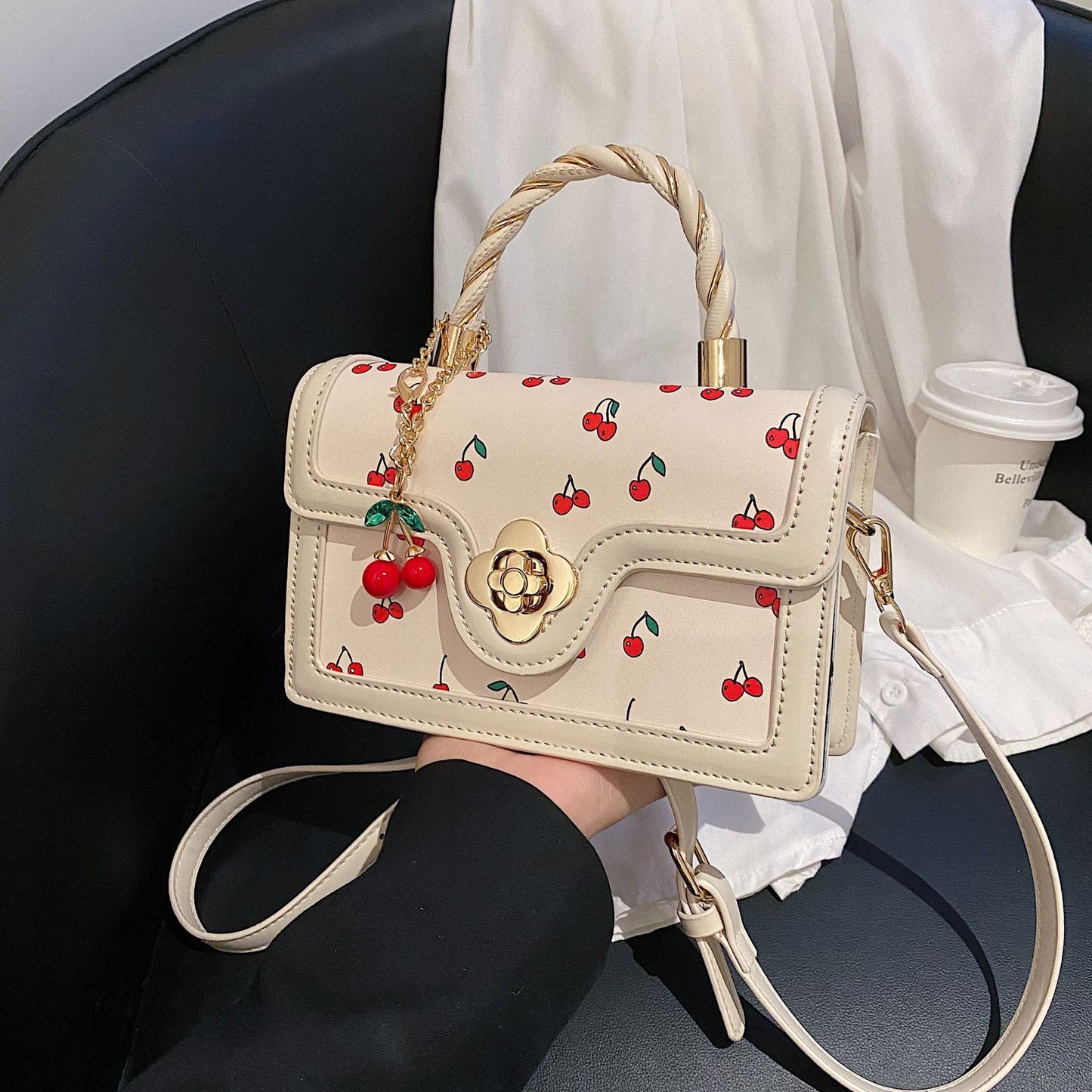 New lovely cherry print crossbody bag twist hand bag all square bag color contrast design all bag woman